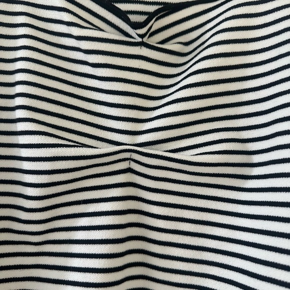 Zara Black and White Striped Tank Top - Picture 3 of 10